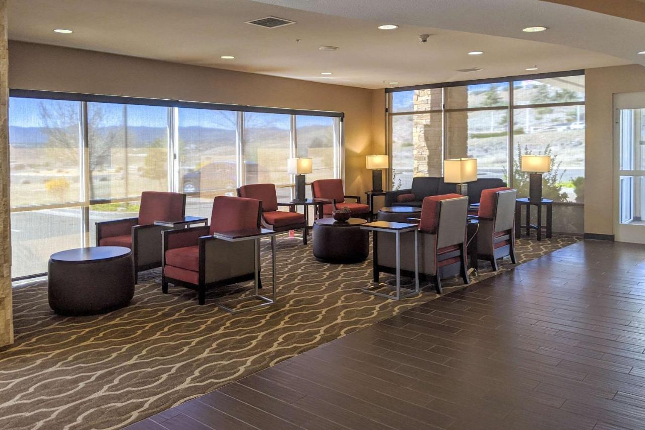 Comfort Suites Prescott Valley Extérieur photo