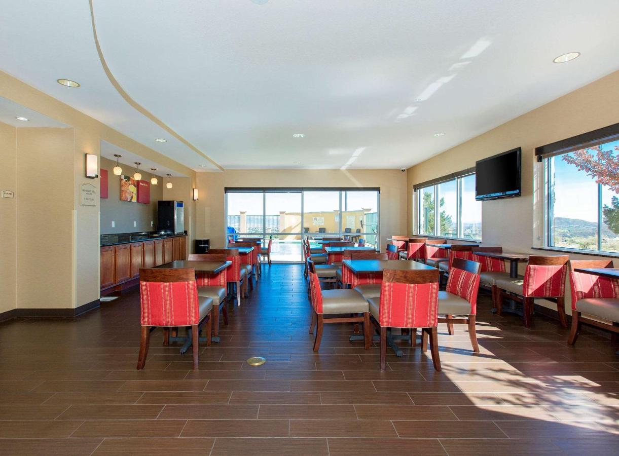 Comfort Suites Prescott Valley Extérieur photo